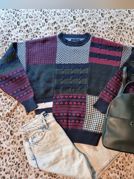 Woods & Gray Other - Vintage Colorblock Knit Sweater